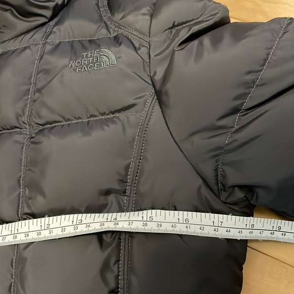 The North Face 🤩 Host Pick 🤩 Women’s Gotham 550 Down Hooded Parka - Picture 13 of 16
